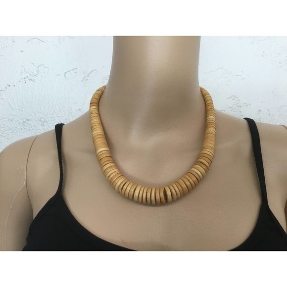 Set of 2 Brown Necklaces - Picture 2 of 3